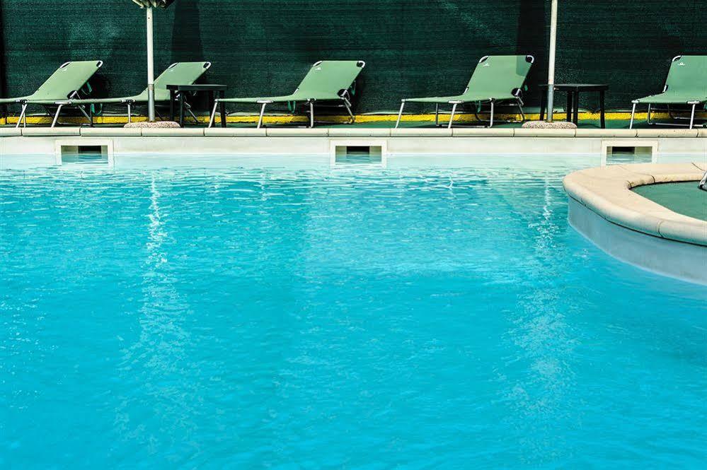 Front Hotel Motel Residence S المظهر الخارجي الصورة